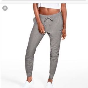 VS PINK SLOUCHY JOGGER